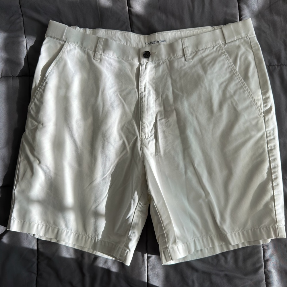 Croft & Barrow Cream Flat Front Shorts